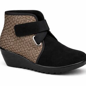 Bernie Mev Mevin Bronze Wedge Booties Metallic Comfort Shoes NEW